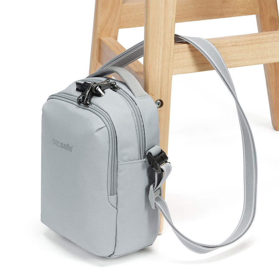 Pacsafe V anti-theft city bag - gray