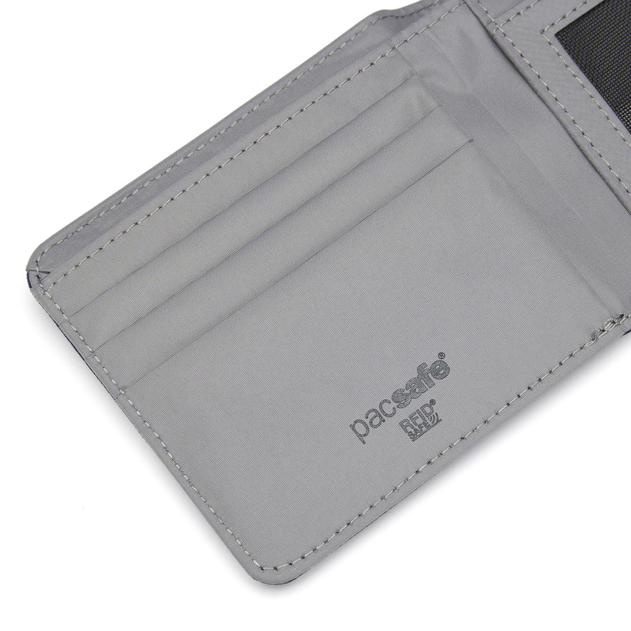 Pacsafe® RFIDsafe™ RFID blocking bifold wallet - coastal blue