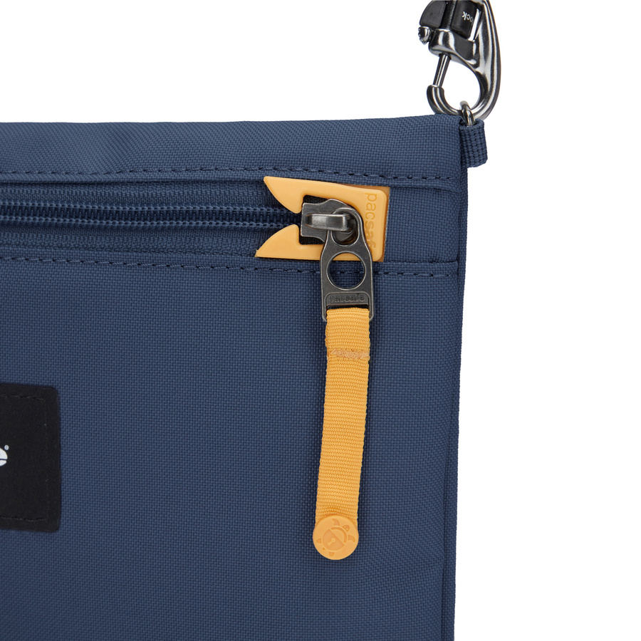 Pacsafe Pacsafe GO anti-theft pouch bag - navy blue