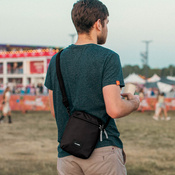 Torba miejska na ramię antykradzieżowa Pacsafe Go - czarna