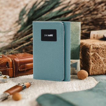 Portfel antykradzieżowy składany RFID Pacsafe - miętowy