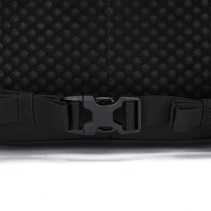 Anti-theft urban backpack Pacsafe Vibe 20L - black