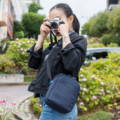 Torba miejska antykradzieżowa Pacsafe V - granatowa