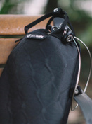 Medium-sized anti-theft travel safe Pacsafe Travelsafe 5l GII - black