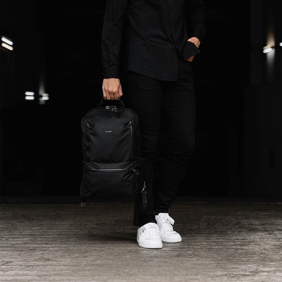 Anti-theft urban backpack Pacsafe Metrosafe X 20l - black