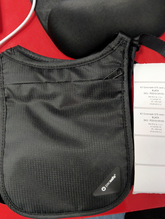 RFID blocking neck pouch Pacsafe® Coversafe® V75 - black