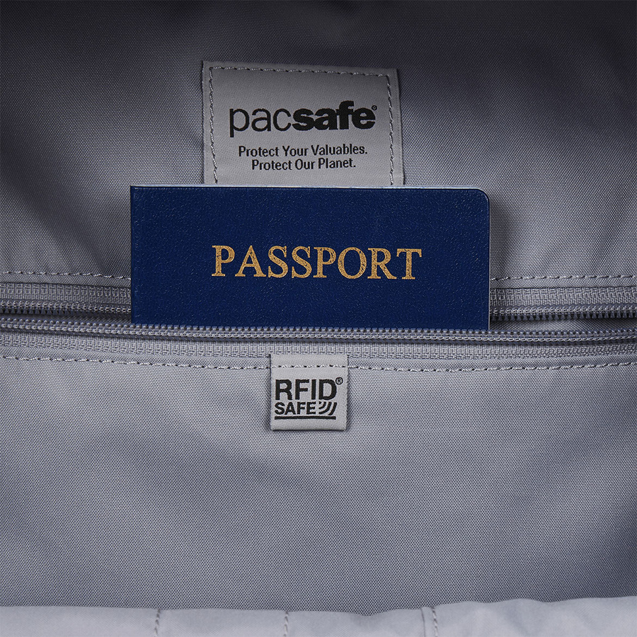 Plecak damski antykradzieżowy 10 L Pacsafe W - błękitny