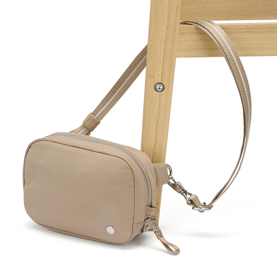 Small 2-in-1 anti-theft women's handbag Pacsafe W - beige