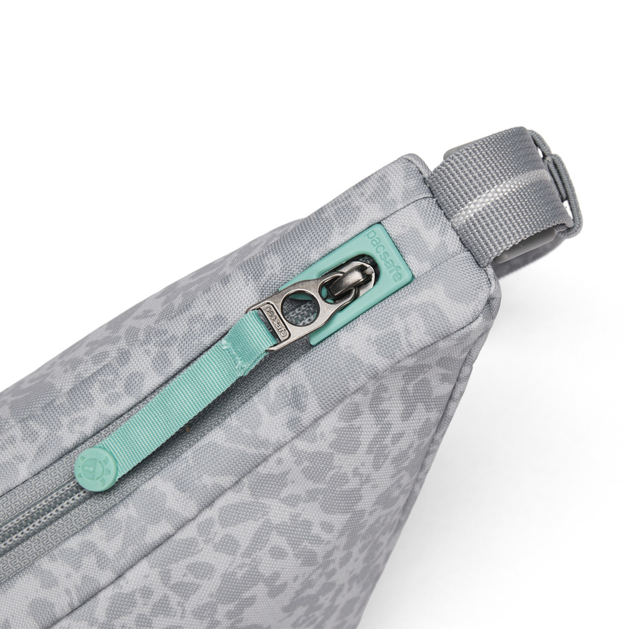 Anti-theft urban bag Pacsafe Go Lunar - Gray