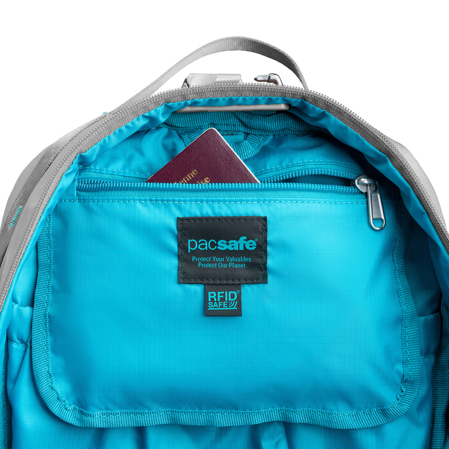 Anti-theft urban backpack 18l Pacsafe ECO Econyl® - grey  - after-show