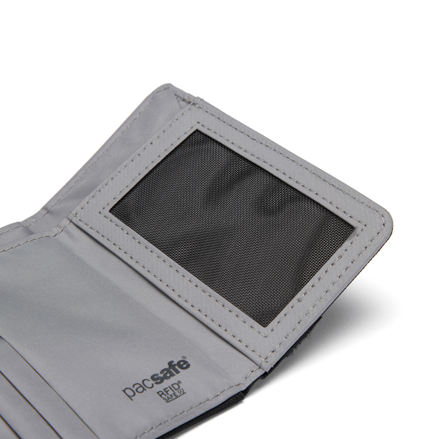 Portfel antykradzieżowy składany RFID Pacsafe - czarny