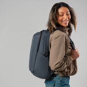 Plecak turystyczny antykradzieżowy na laptopa Pacsafe Vibe 25 l - ciemnoszary