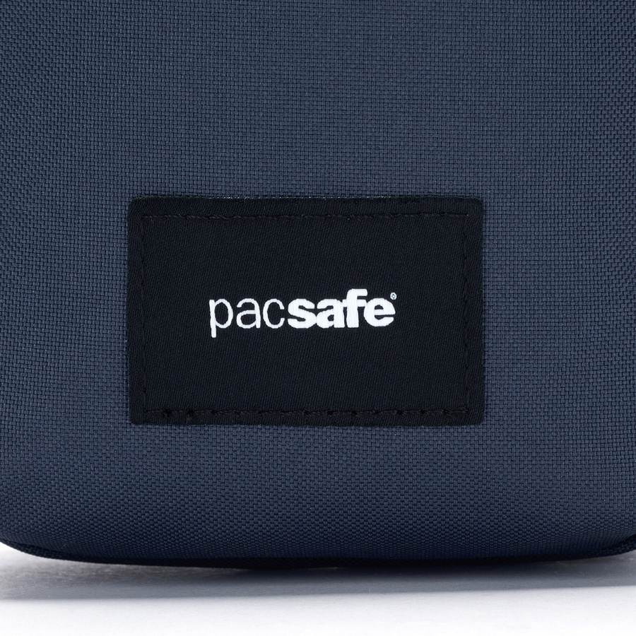 City anti-theft shoulder bag Pacsafe Go - navy blue