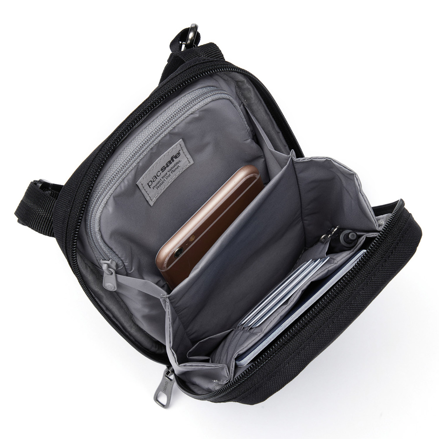 Pacsafe RFIDsafe Tech Crossbody - black