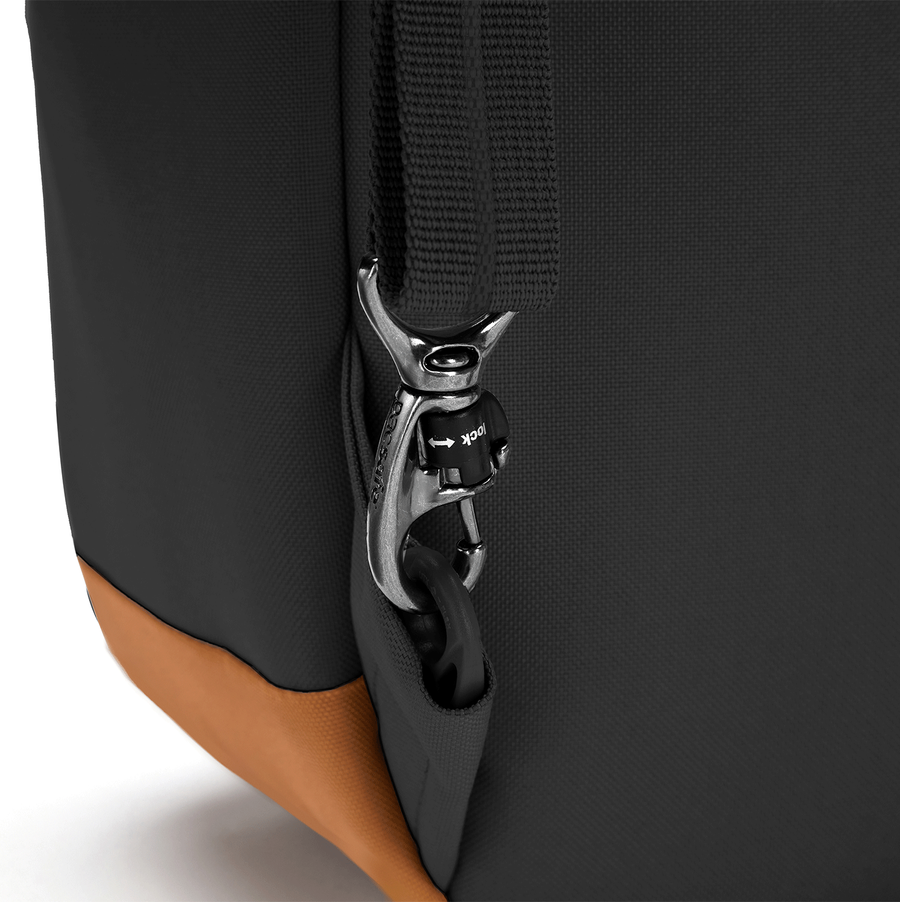 Anti-theft urban backpack Pacsafe Go 15 l - black