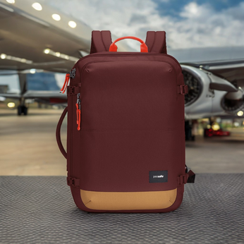 Anti-theft cabin backpack Pacsafe Go 34 l - burgundy