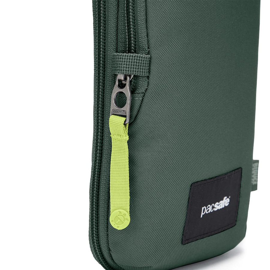 Torba na ramię antykradzieżowa Pacsafe GO - zielona
