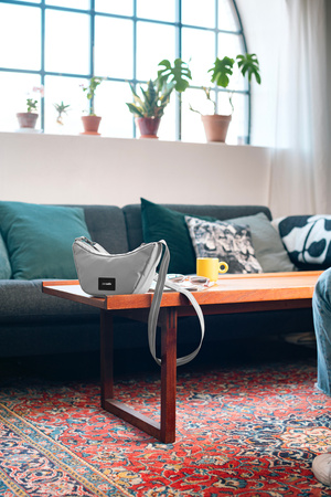 Anti-theft urban Pacsafe Go Lunar bag - stone