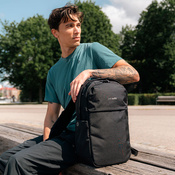 Anti-theft urban backpack Pacsafe Vibe 20L - black