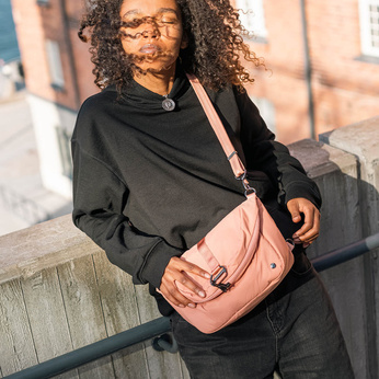 Backpack / Handbag 2-in-1 anti-theft Pacsafe CX - pink