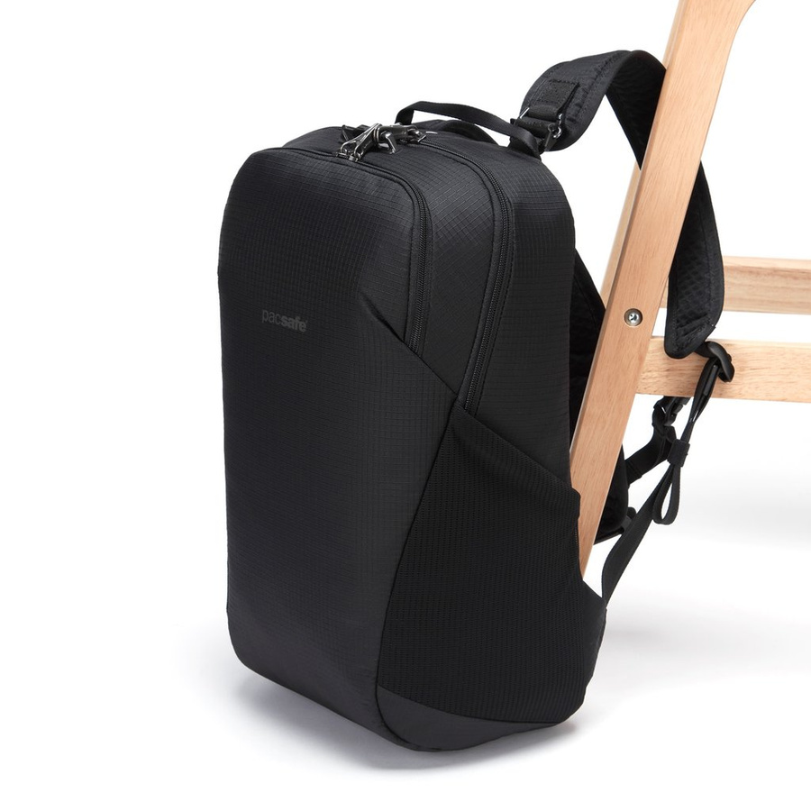 Anti-theft urban backpack Pacsafe Vibe 20L - black