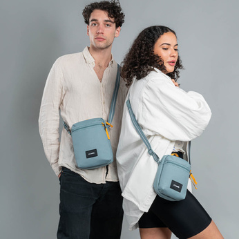 Pacsafe Go anti-theft urban shoulder bag - mint