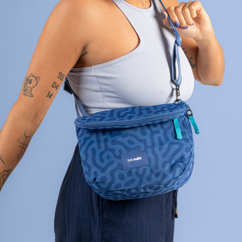 Folding women's anti-theft bag Pacsafe Go - Cerulean Blue