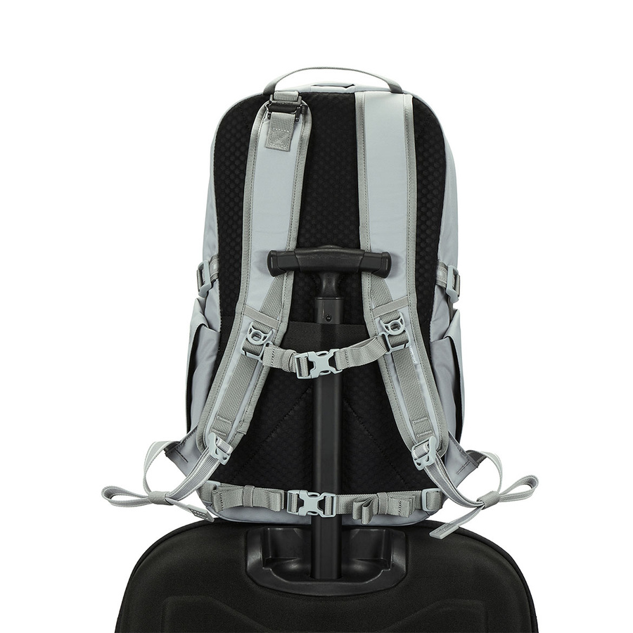 Anti-theft laptop backpack Pacsafe Vibe 25l - gray