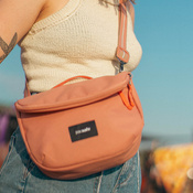 Rozkładana torebka damska antykradzieżowa Pacsafe Go - różowa