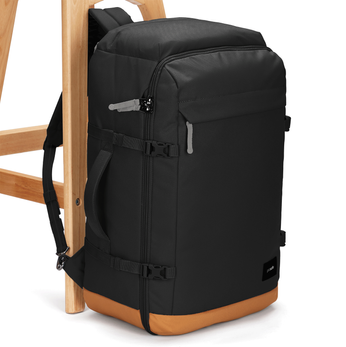 Cabin anti-theft backpack Pacsafe Go 44 l - black