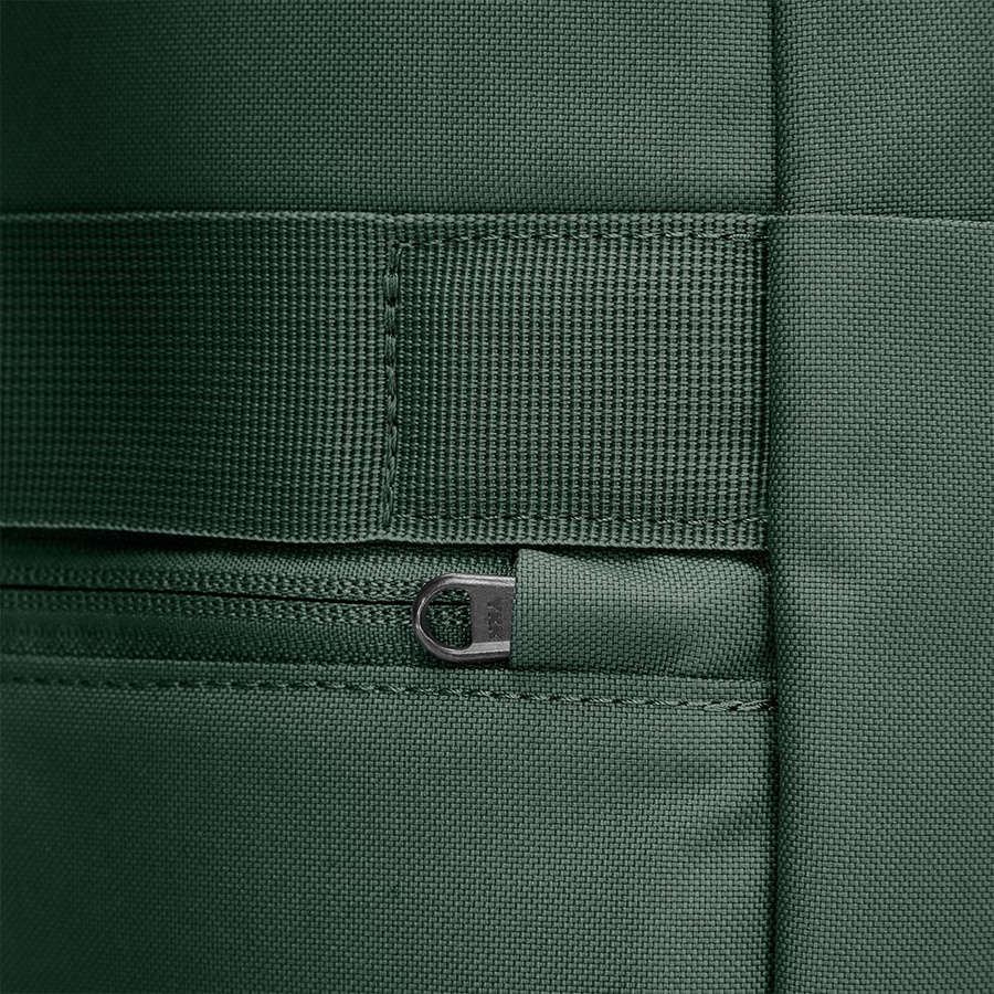 Anti-theft urban backpack Pacsafe Go 25 l - Green