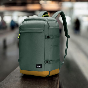 Cabin anti-theft backpack Pacsafe Go 44 l - Green