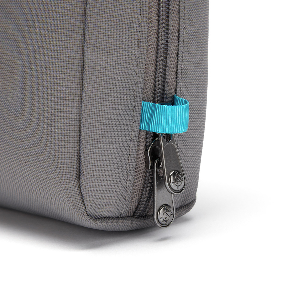Pacsafe RFIDsafe Travel Organizer - Stone