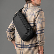 Plecak na jedno ramię antykradzieżowy Pacsafe Vibe 325 Czarny